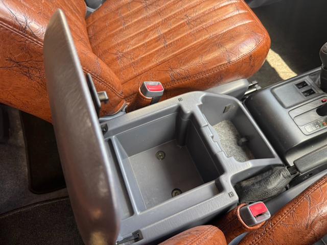 ランドクルーザープラド ＴＸ　ＮＯＸ－ＰＭ適合／丸目変換／ターボタイマー／ＥＴＣ／茶シートカバー／ディーゼル適合車／証明書付／Ｔベルト交換履歴有（17枚目）