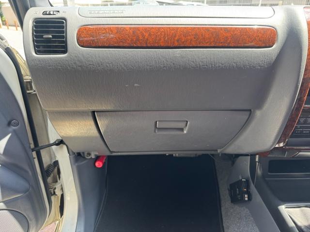 ランドクルーザープラド ＴＸ　ＮＯＸ－ＰＭ適合／丸目変換／ターボタイマー／ＥＴＣ／茶シートカバー／ディーゼル適合車／証明書付／Ｔベルト交換履歴有（18枚目）