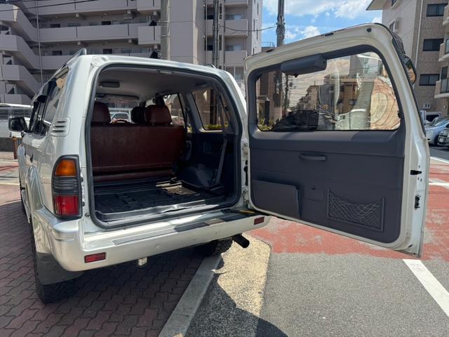 ランドクルーザープラド ＴＸ　ＮＯＸ－ＰＭ適合／丸目変換／ターボタイマー／ＥＴＣ／茶シートカバー／ディーゼル適合車／証明書付／Ｔベルト交換履歴有（32枚目）