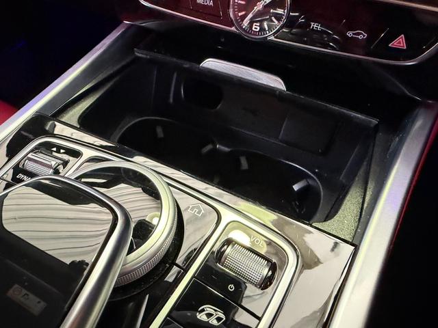 Ｇクラス Ｇ６３　ＡＭＧレザーエクスクルーシブパッケージ　赤本革シート／３６０°ドラレコ／レーダー探知機／ＴＶキャンセラー（12枚目）