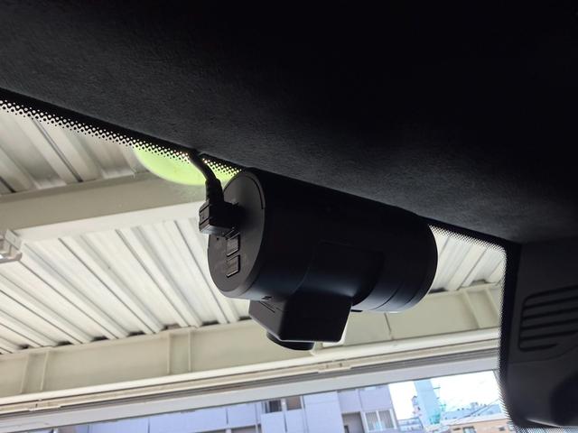 Ｇクラス Ｇ６３　ＡＭＧレザーエクスクルーシブパッケージ　赤本革シート／３６０°ドラレコ／レーダー探知機／ＴＶキャンセラー（18枚目）