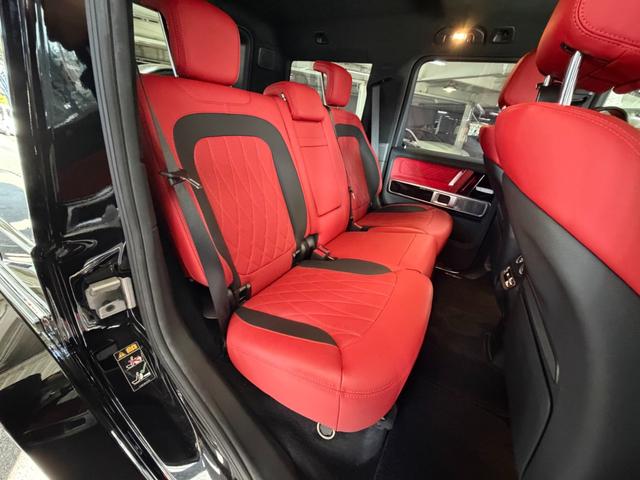 Ｇクラス Ｇ６３　ＡＭＧレザーエクスクルーシブパッケージ　赤本革シート／３６０°ドラレコ／レーダー探知機／ＴＶキャンセラー（24枚目）