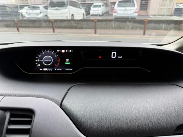 セレナ ハイウェイスターV セーフティパック/純正9型ナビ/ETC(6枚目)