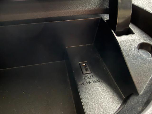 セレナ ハイウェイスターV セーフティパック/純正9型ナビ/ETC(8枚目)