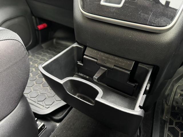 セレナ ハイウェイスターV セーフティパック/純正9型ナビ/ETC(15枚目)