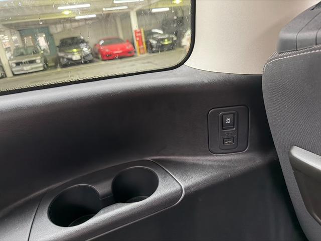 セレナ ハイウェイスターV セーフティパック/純正9型ナビ/ETC(31枚目)