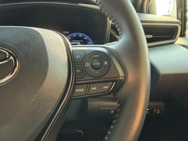 カローラ ハイブリッド　ダブルバイビー　ワンオーナー／純正ナビ／ａｐｐｌｅｃａｒｐｌａｙ／ドラレコ／走行中視聴可／ハーフレザーシート／ＥＴＣ（5枚目）