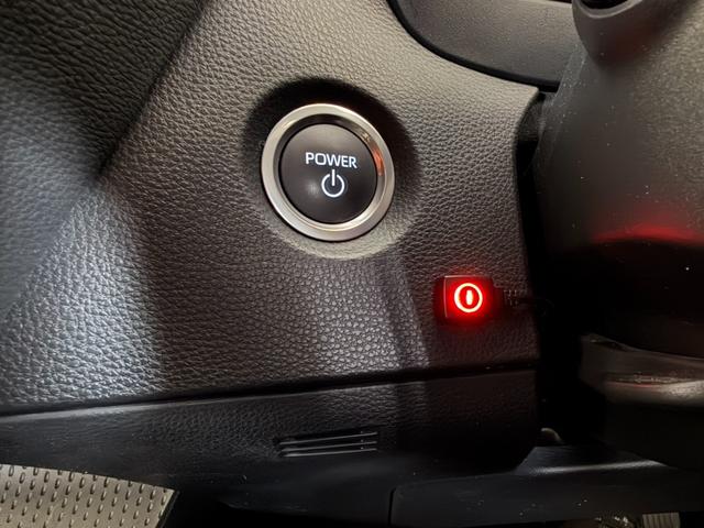 カローラ ハイブリッド　ダブルバイビー　ワンオーナー／純正ナビ／ａｐｐｌｅｃａｒｐｌａｙ／ドラレコ／走行中視聴可／ハーフレザーシート／ＥＴＣ（7枚目）