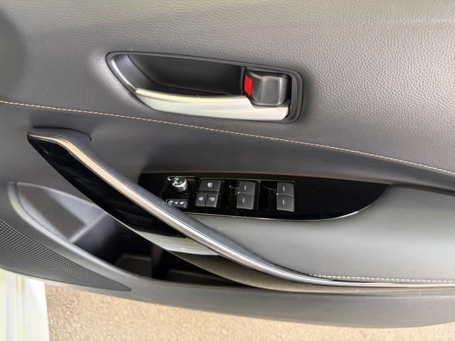 カローラ ハイブリッド　ダブルバイビー　ワンオーナー／純正ナビ／ａｐｐｌｅｃａｒｐｌａｙ／ドラレコ／走行中視聴可／ハーフレザーシート／ＥＴＣ（24枚目）