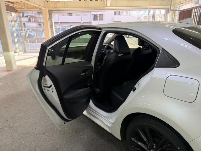 カローラ ハイブリッド　ダブルバイビー　ワンオーナー／純正ナビ／ａｐｐｌｅｃａｒｐｌａｙ／ドラレコ／走行中視聴可／ハーフレザーシート／ＥＴＣ（27枚目）