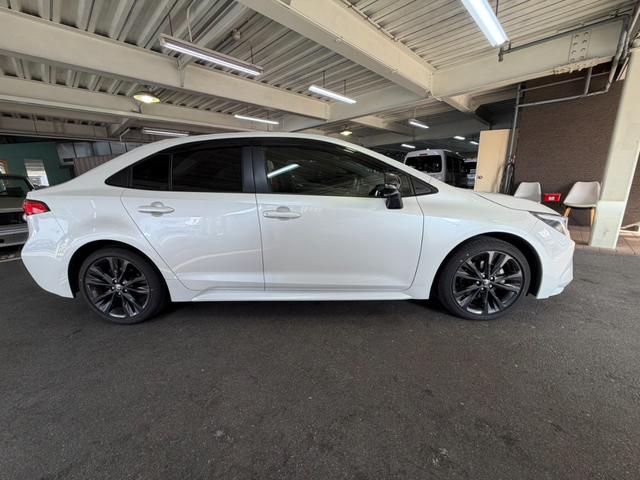 カローラ ハイブリッド　ダブルバイビー　ワンオーナー／純正ナビ／ａｐｐｌｅｃａｒｐｌａｙ／ドラレコ／走行中視聴可／ハーフレザーシート／ＥＴＣ（37枚目）