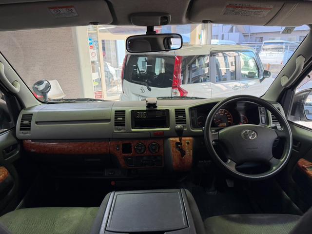 ハイエースバン ロングDX GLパッケージ 4型ルック/9人乗り/ワンオーナー/ETC/ブラックヘッドライト/フェイスチェンジ(2枚目)