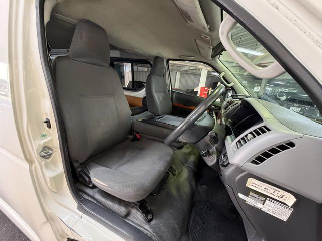 ハイエースバン ロングDX GLパッケージ 4型ルック/9人乗り/ワンオーナー/ETC/ブラックヘッドライト/フェイスチェンジ(15枚目)