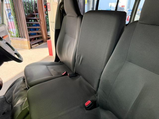 ハイエースバン ロングDX GLパッケージ 4型ルック/9人乗り/ワンオーナー/ETC/ブラックヘッドライト/フェイスチェンジ(18枚目)