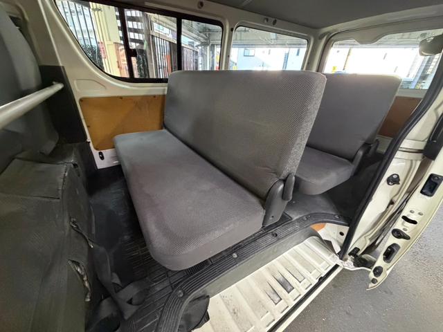 ハイエースバン ロングDX GLパッケージ 4型ルック/9人乗り/ワンオーナー/ETC/ブラックヘッドライト/フェイスチェンジ(19枚目)