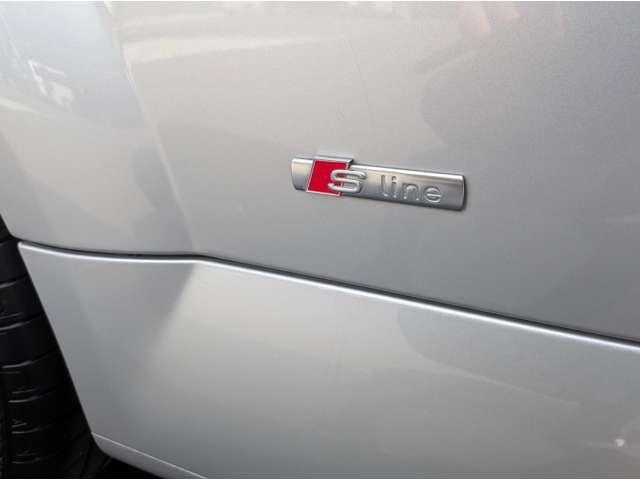 ＴＴクーペ １．８Ｔ　Ｓライン　特別限定車　ユーザーダイレクト販売車／１．８ターボＳラインリミテッド／ブルー革シート／室内屋根ルーフライニング新品張替済／純正１８インチアルミ／ステアシフト／シートヒーター／大型リヤスポイラー／アドバンスキー２個（9枚目）