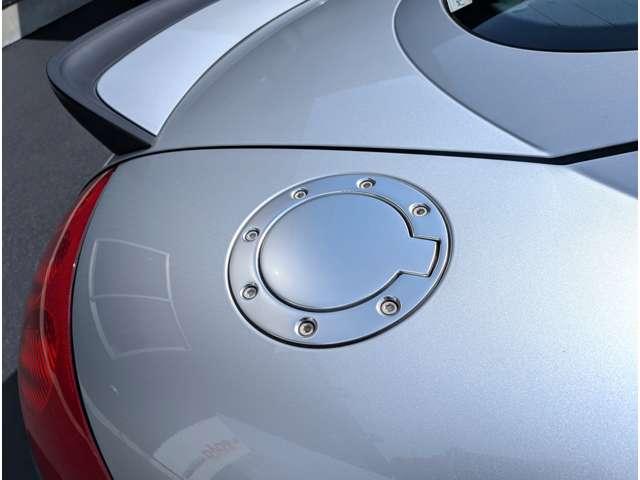 ＴＴクーペ １．８Ｔ　Ｓライン　特別限定車　ユーザーダイレクト販売車／１．８ターボＳラインリミテッド／ブルー革シート／室内屋根ルーフライニング新品張替済／純正１８インチアルミ／ステアシフト／シートヒーター／大型リヤスポイラー／アドバンスキー２個（14枚目）