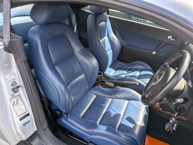 ＴＴクーペ １．８Ｔ　Ｓライン　特別限定車　ユーザーダイレクト販売車／１．８ターボＳラインリミテッド／ブルー革シート／室内屋根ルーフライニング新品張替済／純正１８インチアルミ／ステアシフト／シートヒーター／大型リヤスポイラー／アドバンスキー２個（16枚目）