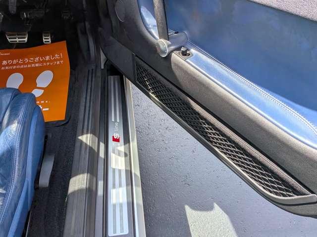 ＴＴクーペ １．８Ｔ　Ｓライン　特別限定車　ユーザーダイレクト販売車／１．８ターボＳラインリミテッド／ブルー革シート／室内屋根ルーフライニング新品張替済／純正１８インチアルミ／ステアシフト／シートヒーター／大型リヤスポイラー／アドバンスキー２個（35枚目）