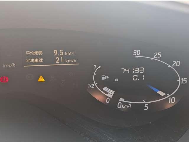 セレナ ２０Ｘ　Ｓ－ハイブリッド　８人乗り／スマートキー／ナビ地デジバックカメラ／パワースライドドア／社外アルミ／オートクルーズコントロール／ＥＴＣ／プライバシーガラス／レーンディパーチャーアラート／アイドリングストップ（19枚目）