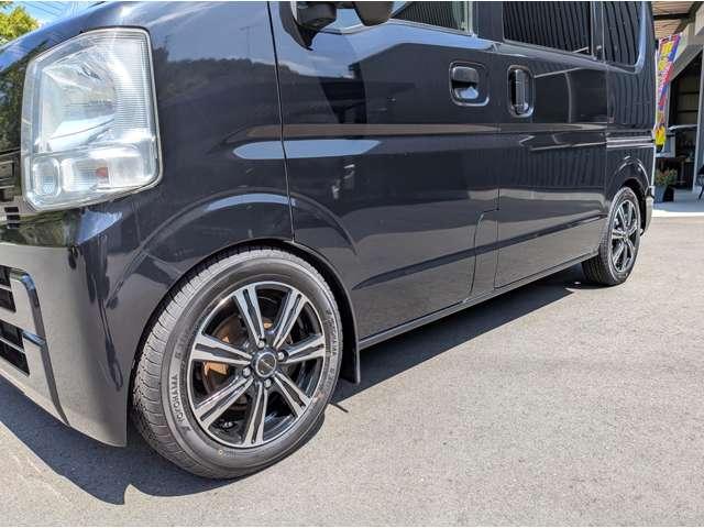 ＮＶ１００クリッパーバン ＧＸ　ハイルーフ　ハイルーフＧＸグレード車高調／ブリッツ製／純正ＳＤナビ地デジ／ローダウン／車高ご希望／キーレス／ＥＴＣ／ＵＳＢポート付き／リヤヒーター付き／リヤカーフィルム付き／オーバーヘッドコンソール付（10枚目）