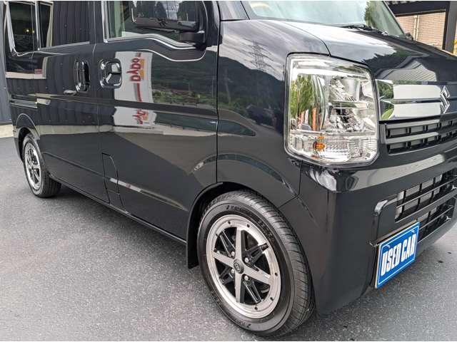 エブリイ ジョインターボ　ハイルーフ　４ＷＤ　ライトカスタム／当店デモカー社外品数点付／ローダウン／黒革調シート／１４ＲＸ－２アルミ／ワイドナビ地デジ／ＬＥＤ／ＹＯＫＯＨＡＭＡラジアルＳ３０６タイヤ／オプション４０万付き／リヤスポイラー／ダッシュ（12枚目）