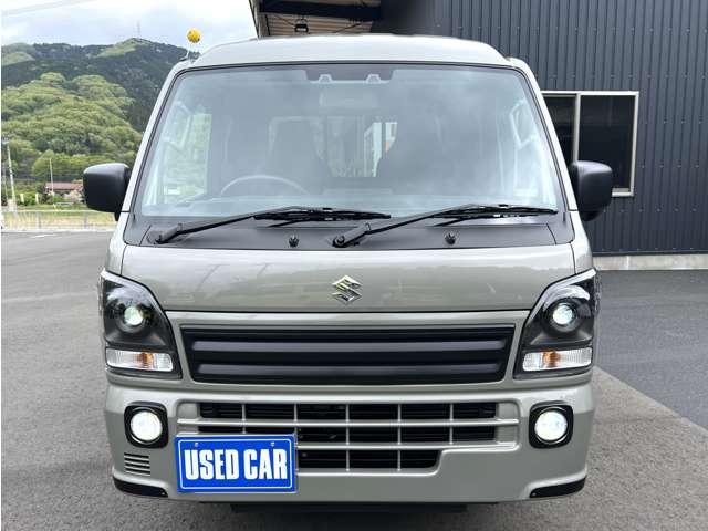 スーパーキャリイ Ｘリミテッド　３方開　４ＷＤ　Ｒ７／３月車／ライトカスタム４ＷＤ／５速／ＭＵＤバーンブラックアルミ／ＬＥＤライト＆ＬＥＤフォグ／横浜ジオランダーＫＴタイヤ／スズキセーフティサポート／キーレスエントリー／切替式４ＷＤ（7枚目）