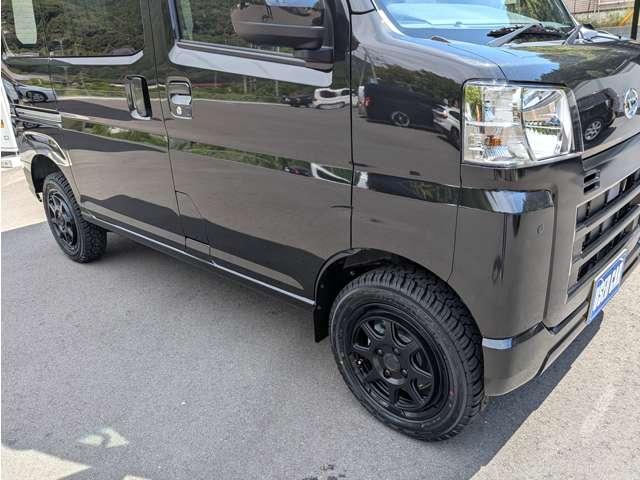 ハイゼットカーゴ クルーズターボ　４ＷＤ　ライトカスタム／ワイドナビ／リフトアップ／社外Ｗｅｄｓ１４ＭＵＤブラックアルミ／ＹＯＫＯＨＡＭＡジオランダーオールテレーンタイヤ／オプション４１万付き／オールＬＥＤ／リヤスポイラー／ジュータンマット／（12枚目）