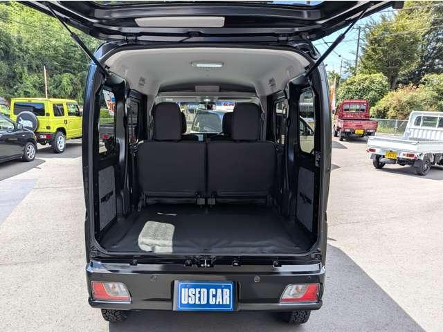 ハイゼットカーゴ クルーズターボ　４ＷＤ　ライトカスタム／ワイドナビ／リフトアップ／社外Ｗｅｄｓ１４ＭＵＤブラックアルミ／ＹＯＫＯＨＡＭＡジオランダーオールテレーンタイヤ／オプション４１万付き／オールＬＥＤ／リヤスポイラー／ジュータンマット／（30枚目）