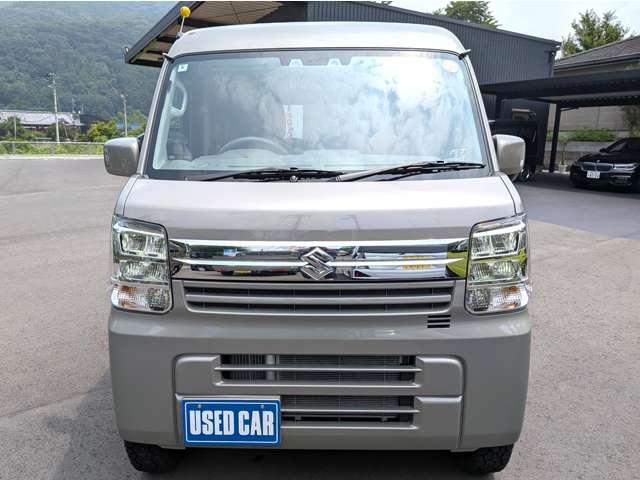 エブリイ ジョインターボ　ハイルーフ　４ＷＤ　リフトＵＰ／黒革調シート／１４ＭＵＤアルミ／ＬＥＤ／ライトカスタム／ワイドナビ／ＹＯＫＯＨＡＭＡジオランダーオールテレーンタイヤ／オプション４０万付き／オールＬＥＤ／リヤスポイラー／ジュータンマット／（4枚目）