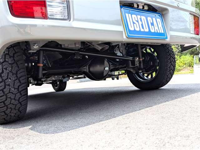 エブリイ ジョインターボ　ハイルーフ　４ＷＤ　リフトＵＰ／黒革調シート／１４ＭＵＤアルミ／ＬＥＤ／ライトカスタム／ワイドナビ／ＹＯＫＯＨＡＭＡジオランダーオールテレーンタイヤ／オプション４０万付き／オールＬＥＤ／リヤスポイラー／ジュータンマット／（28枚目）