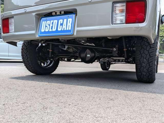 エブリイ ジョインターボ　ハイルーフ　４ＷＤ　リフトＵＰ／黒革調シート／１４ＭＵＤアルミ／ＬＥＤ／ライトカスタム／ワイドナビ／ＹＯＫＯＨＡＭＡジオランダーオールテレーンタイヤ／オプション４０万付き／オールＬＥＤ／リヤスポイラー／ジュータンマット／（29枚目）