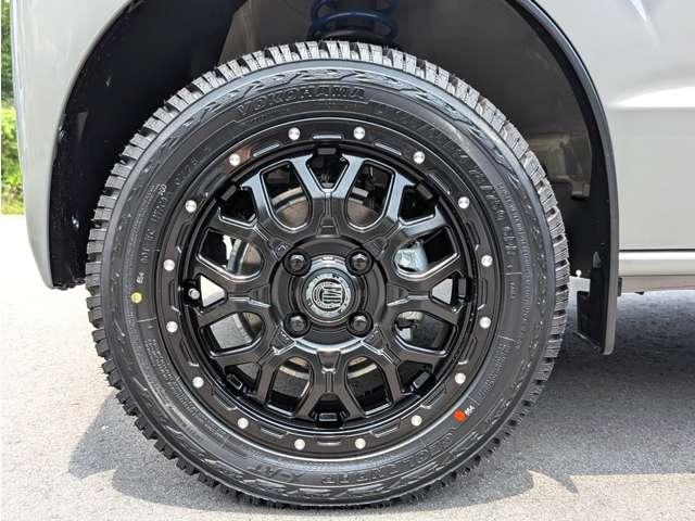 エブリイ ジョインターボ　ハイルーフ　４ＷＤ　リフトＵＰ／黒革調シート／１４ＭＵＤアルミ／ＬＥＤ／ライトカスタム／ワイドナビ／ＹＯＫＯＨＡＭＡジオランダーオールテレーンタイヤ／オプション４０万付き／オールＬＥＤ／リヤスポイラー／ジュータンマット／（33枚目）