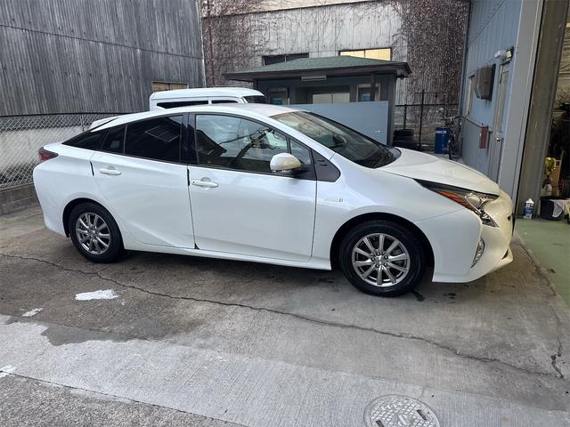 プリウス S(4枚目)