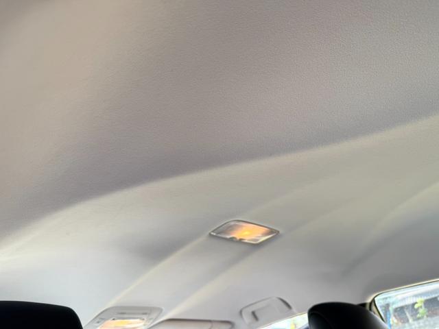 MIRAI ベースグレード ナビ フルセグ レーダークルーズ シートヒーター 安全性能 水素自動車 後部座席シートヒーター 運転席パワーシート(4枚目)