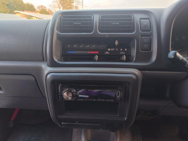 ジムニー ＸＣ　リフトアップ／社外オーディオ／社外アルミ／シートカバー／ＢＦグットリッチ／冬タイヤアルミ付き（10枚目）