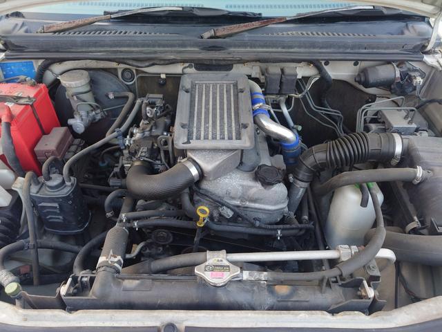 ジムニー ＸＣ　リフトアップ／社外オーディオ／社外アルミ／シートカバー／ＢＦグットリッチ／冬タイヤアルミ付き（17枚目）