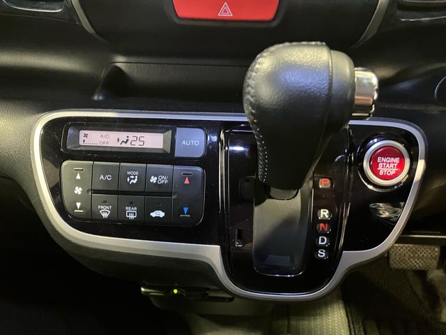 �V�t�g�y�уG�A�R��