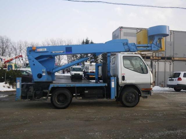 高所作業車 アイチSJ126(1枚目)