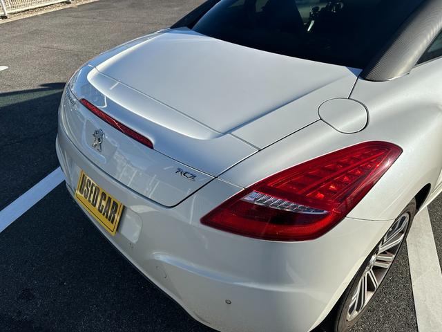 ＲＣＺ ベースグレード　後期モデル・パナソニック地デジナビ・バックカメラ・ドラレコ・ＥＴＣ・１８インチアルミ・オートエアコン・キーレス（12枚目）