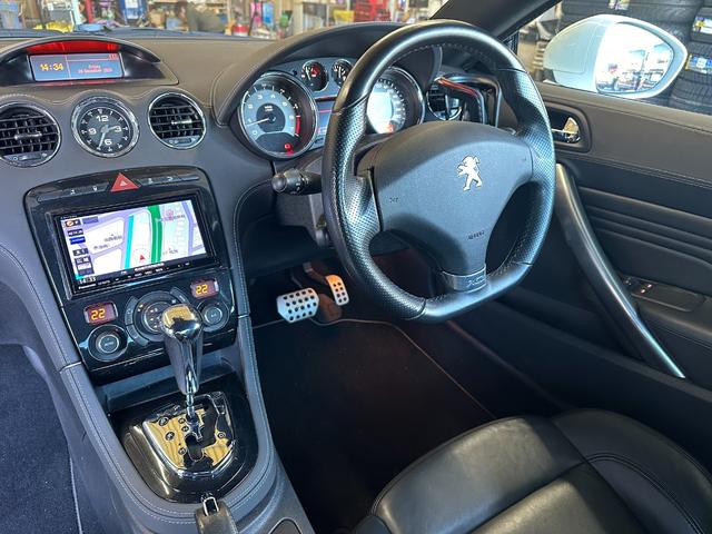 ＲＣＺ ベースグレード　後期モデル・パナソニック地デジナビ・バックカメラ・ドラレコ・ＥＴＣ・１８インチアルミ・オートエアコン・キーレス（15枚目）