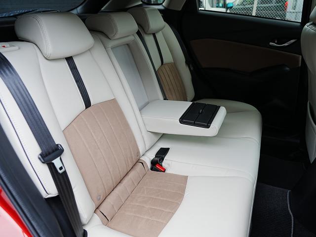 CX-3 15S アーバン ドレッサー 衝突被害軽減システム アダプティブクルーズコントロール 全周囲カメラ オートマチックハイビーム シートヒーター バックカメラ オートライト LEDヘッドランプ ETC Bluetooth(16枚目)