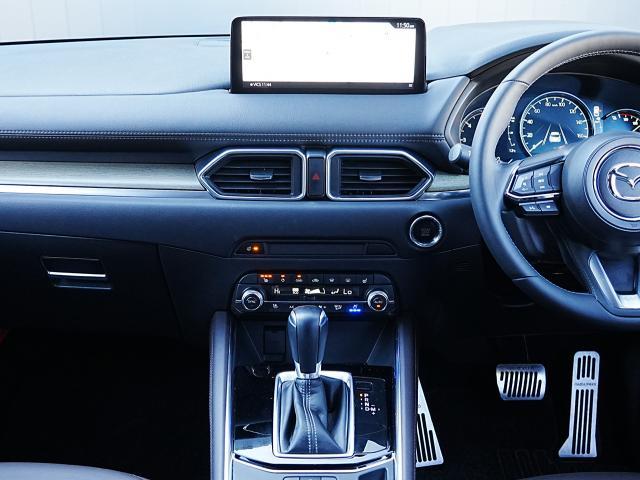 �l�Ԃ𒆐S�Ƃ��邱�Ƃ��d�������C���e���A�f�U�C���ł��B�g���₷���A�����A��������ǋ����Ă��܂��B