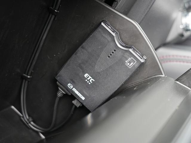 CX-5 XD ブラックトーンエディション 衝突被害軽減システム アダプティブクルーズコントロール 全周囲カメラ オートマチックハイビーム 4WD 電動シート シートヒーター バックカメラ オートライト LEDヘッドランプ ETC ディーゼル(14枚目)