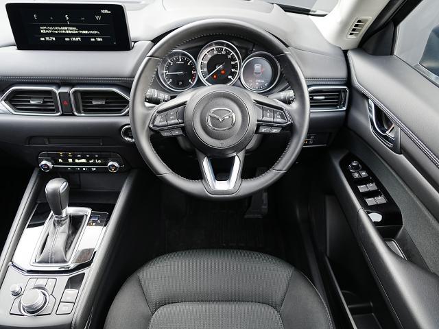 ＣＸ－５ ＸＤ　スマートエディション　衝突被害軽減システム　アダプティブクルーズコントロール　全周囲カメラ　オートマチックハイビーム　バックカメラ　オートライト　ＬＥＤヘッドランプ　ＥＴＣ　Ｂｌｕｅｔｏｏｔｈ　ディーゼル（4枚目）