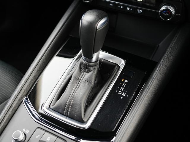 ＣＸ－５ ＸＤ　スマートエディション　衝突被害軽減システム　アダプティブクルーズコントロール　全周囲カメラ　オートマチックハイビーム　バックカメラ　オートライト　ＬＥＤヘッドランプ　ＥＴＣ　Ｂｌｕｅｔｏｏｔｈ　ディーゼル（11枚目）