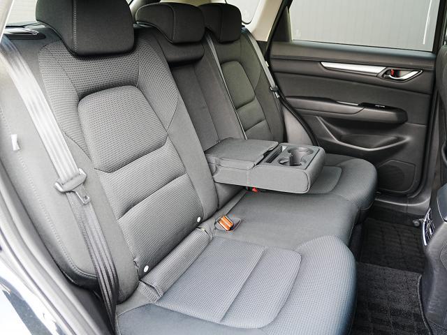 ＣＸ－５ ＸＤ　スマートエディション　衝突被害軽減システム　アダプティブクルーズコントロール　全周囲カメラ　オートマチックハイビーム　バックカメラ　オートライト　ＬＥＤヘッドランプ　ＥＴＣ　Ｂｌｕｅｔｏｏｔｈ　ディーゼル（16枚目）