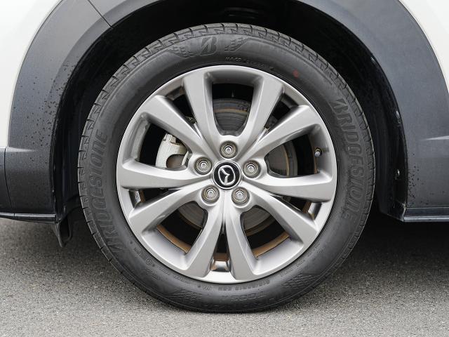 �P�W�C���`�����A���~�z�C�[���𑕔��B�^�C���T�C�Y�͂Q�P�T�^�T�T�q�P�W�ƂȂ�܂��B