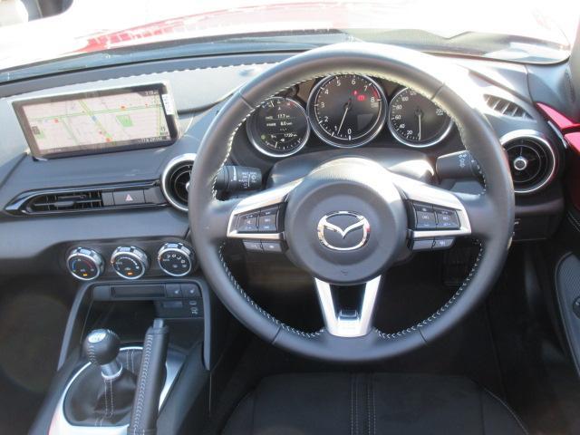 �ꌩ����ƃV���v���Ŗ��ʂ̂Ȃ��������ꂽ�C���e���A�ł����A�ׂ��ȑ��`��f�ފ��Ȃǂ͏��L���銽�т��[���ɖ������Ă������̂ƂȂ��Ă��܂��B