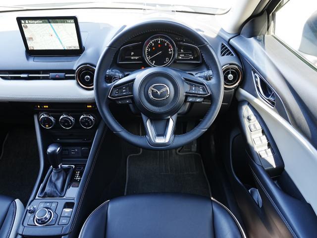 ＣＸ－３ ＸＤ　スーパー　エッジー　衝突被害軽減システム　アダプティブクルーズコントロール　全周囲カメラ　オートマチックハイビーム　電動シート　シートヒーター　バックカメラ　オートライト　ＬＥＤヘッドランプ　ＥＴＣ　Ｂｌｕｅｔｏｏｔｈ（4枚目）